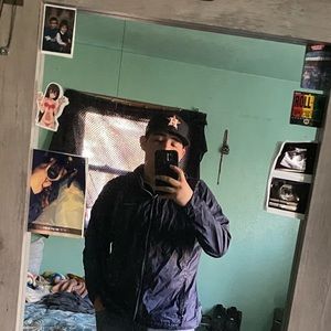 Meet your Posher, Giovanni